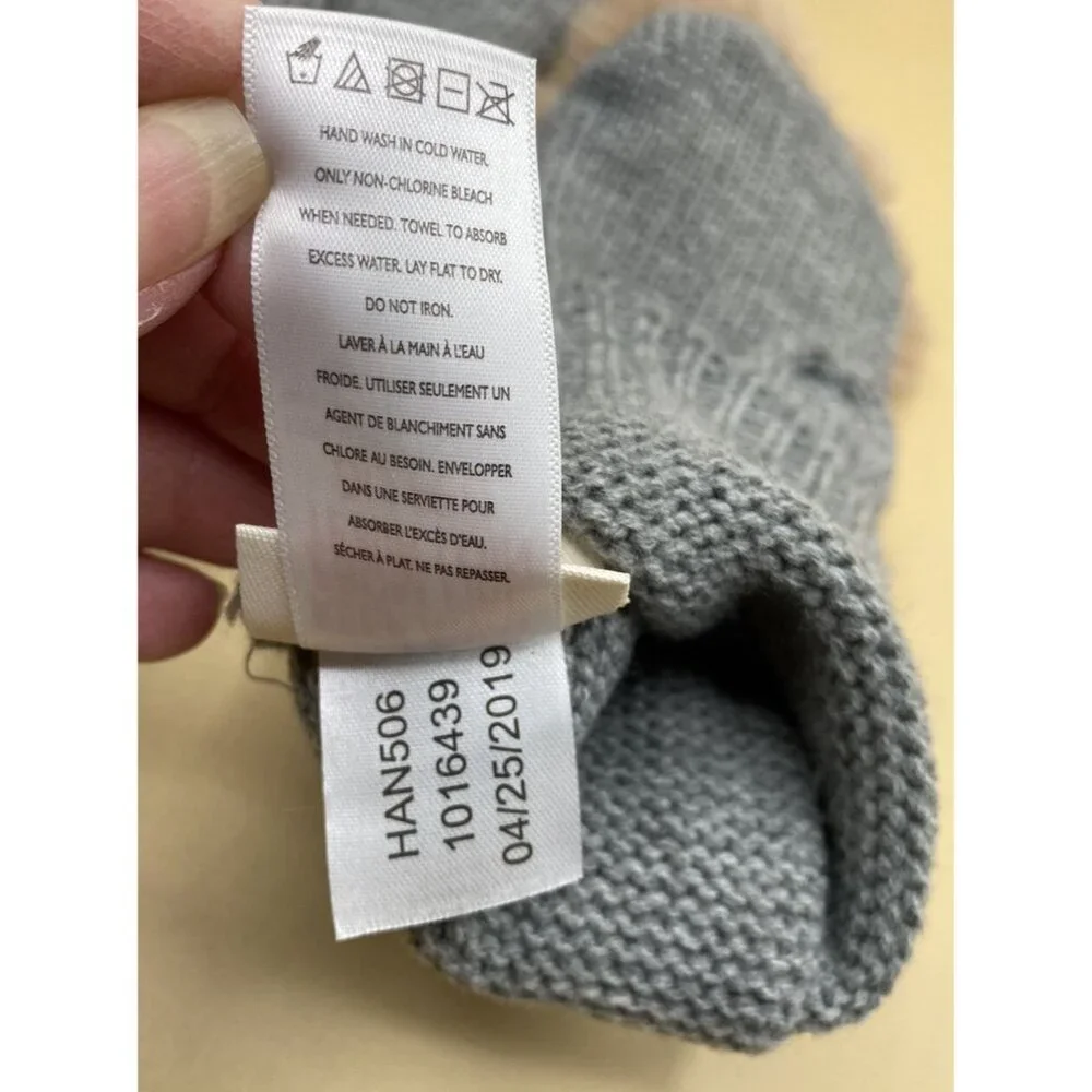Hatley Heritage Canada Women’s Grey Knit Faux Fur Mittens Gloves